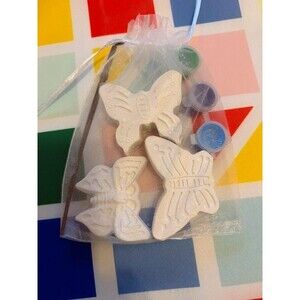 Paint Your Own‎ Butterflies Kit